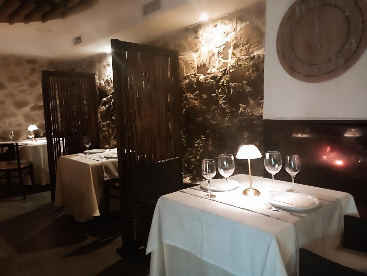 Restaurante & Hotel Rural El Mirador De Trevejo,Ideal Para Parejas Villamiel Eksteriør billede