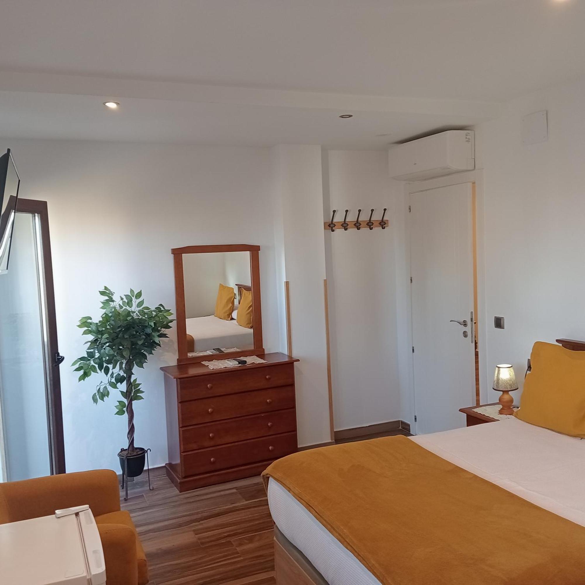 Restaurante & Hotel Rural El Mirador De Trevejo,Ideal Para Parejas Villamiel Eksteriør billede